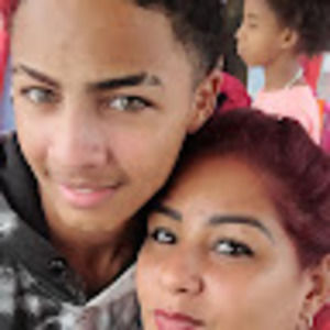 Meet your Posher, Raquel